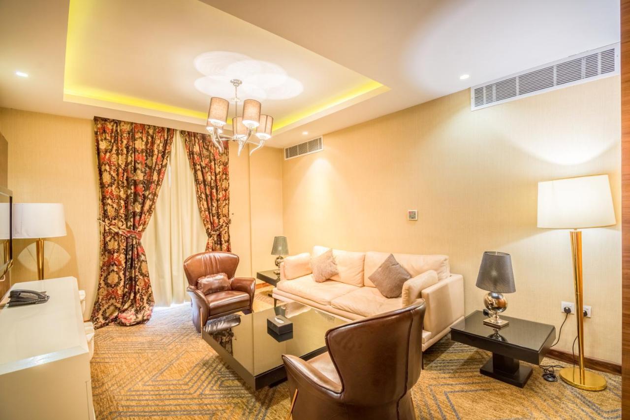 แกรนด์ พลาซา ริยาดห์ Hotel ภายนอก รูปภาพ